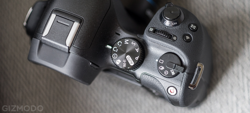 Illustration for article titled Samsung NX30 Review: An Easy, Pared-Down Camera For Beginners